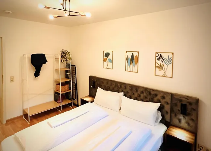 Boho-apartment Mit Terrasse - Ruhig & Zentrumsnah