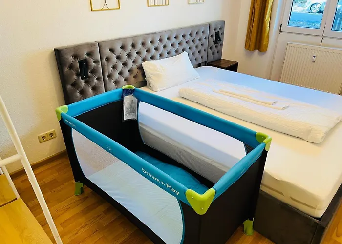 Boho-apartment Mit Terrasse - Ruhig & Zentrumsnah Appartamento